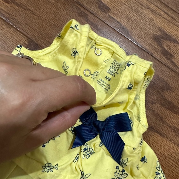 Carters - Picture 3 of 4